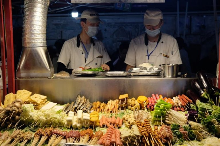 Yiwu night Market, also known as The BinWang night Market Yiwu night Market, also known as The BinWang night Market